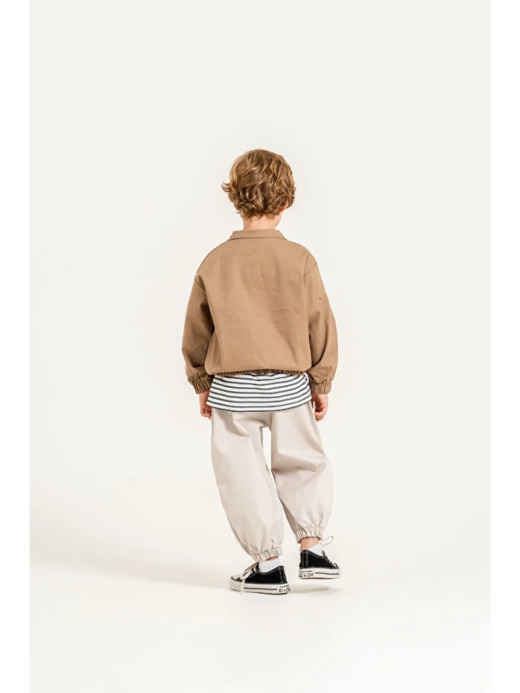 Bej Erkek Çocuk Yarım Fermuarlı Sweatshirt, Çizgili Tişört Ve Jogger Pantolon 3’lü Takım 9112-6