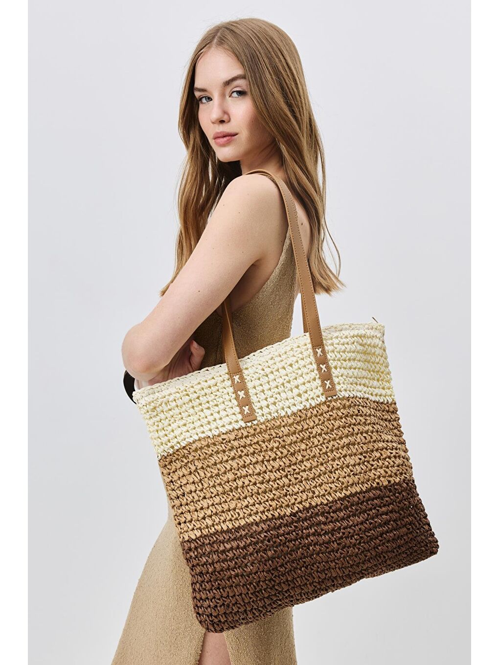 Kahverengi Hasır Omuz Çantası Y9209 Kahve