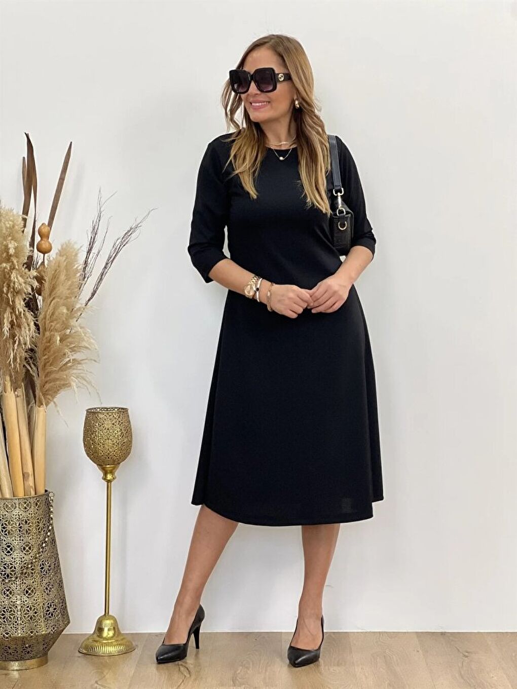 Siyah Kadın Uzun Truvakar Kol Bisiklet Yaka Midi Modal Elbise-1