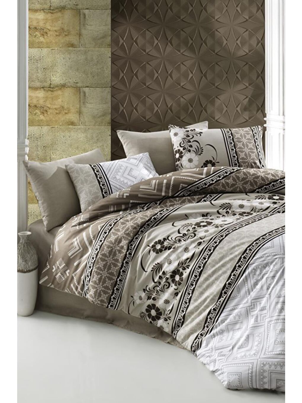 Kahverengi Monaco Çift Kişilik Nevresim Takımı Kahve