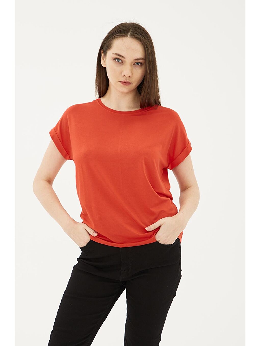 Kırmızı Streç Regular Fit Yuvarlak Yaka Bluz 25Y0194K1-1