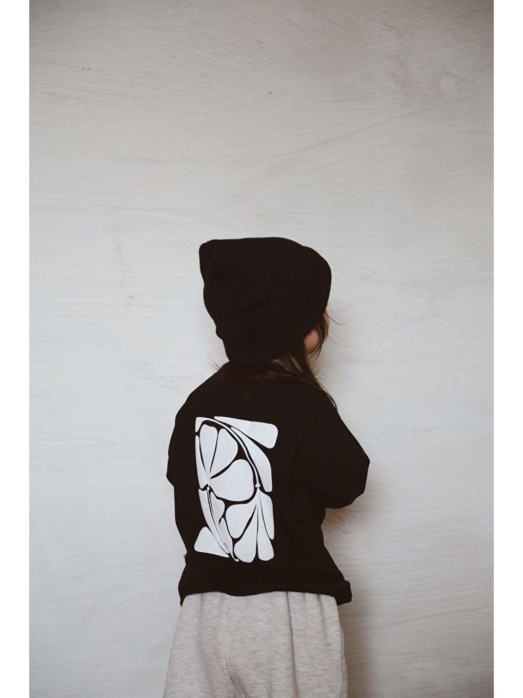 Siyah Sırt Baskılı Uzun Kollu T-Shirt-2