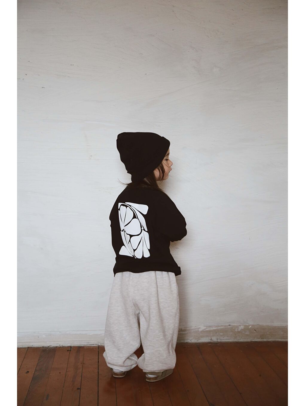 Siyah Sırt Baskılı Uzun Kollu T-Shirt-3