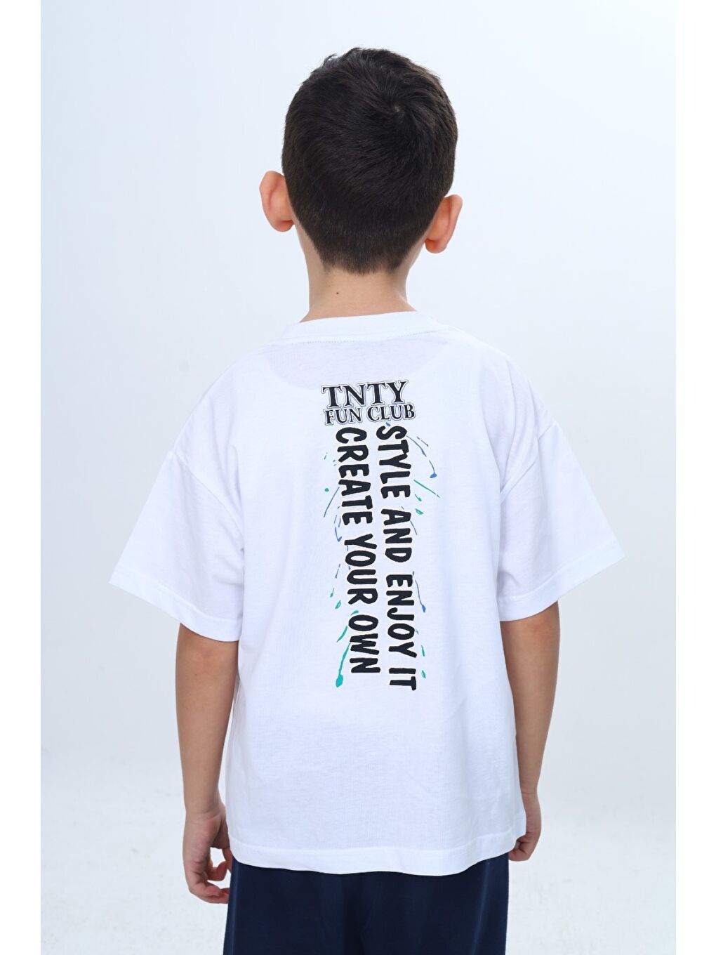 Beyaz Erkek Çocuk Bisiklet Yaka Kısa Kollu Baskılı Tişört 24990-3