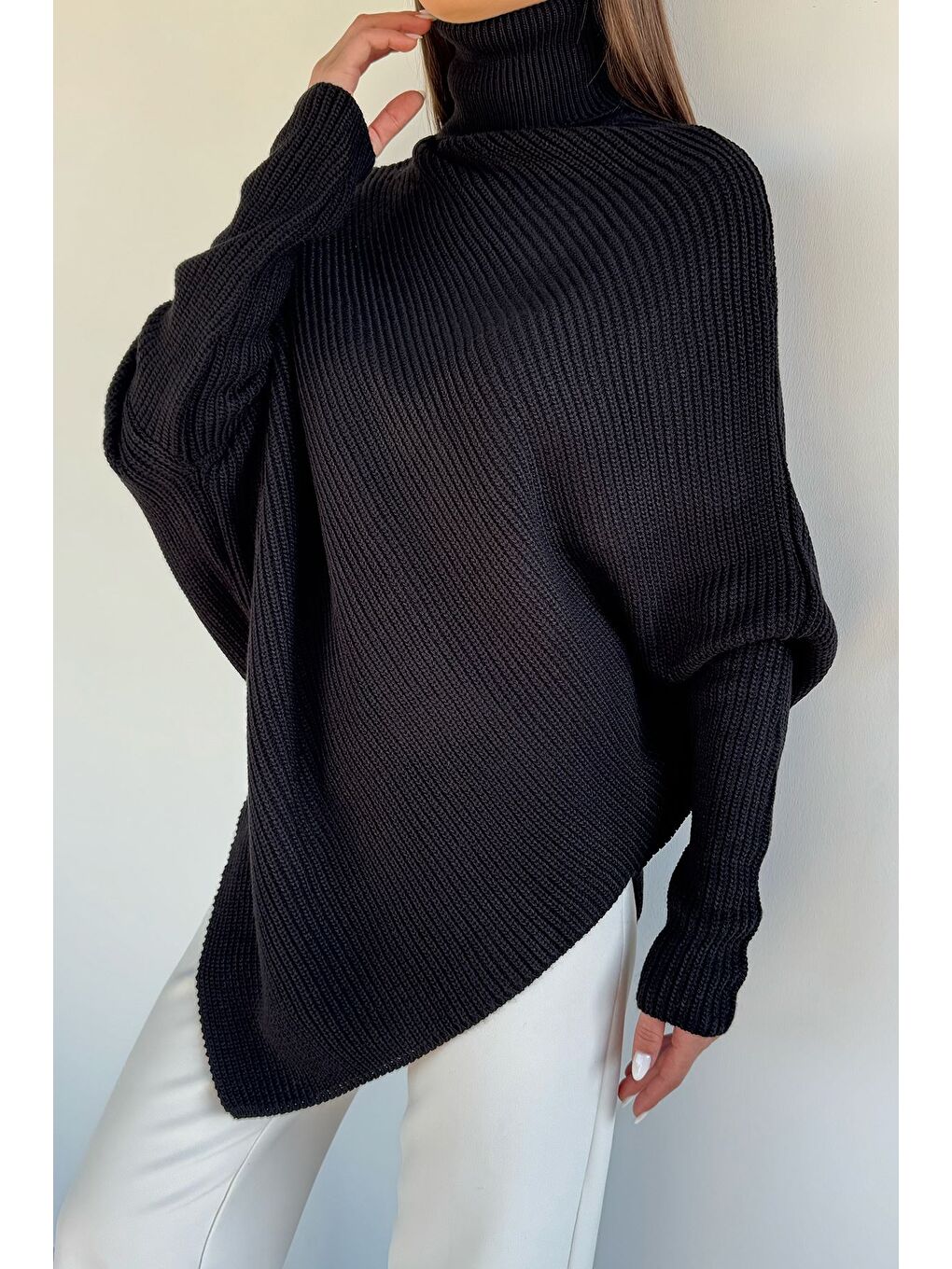 Siyah Kadın Boğazlı Triko Kazak-1