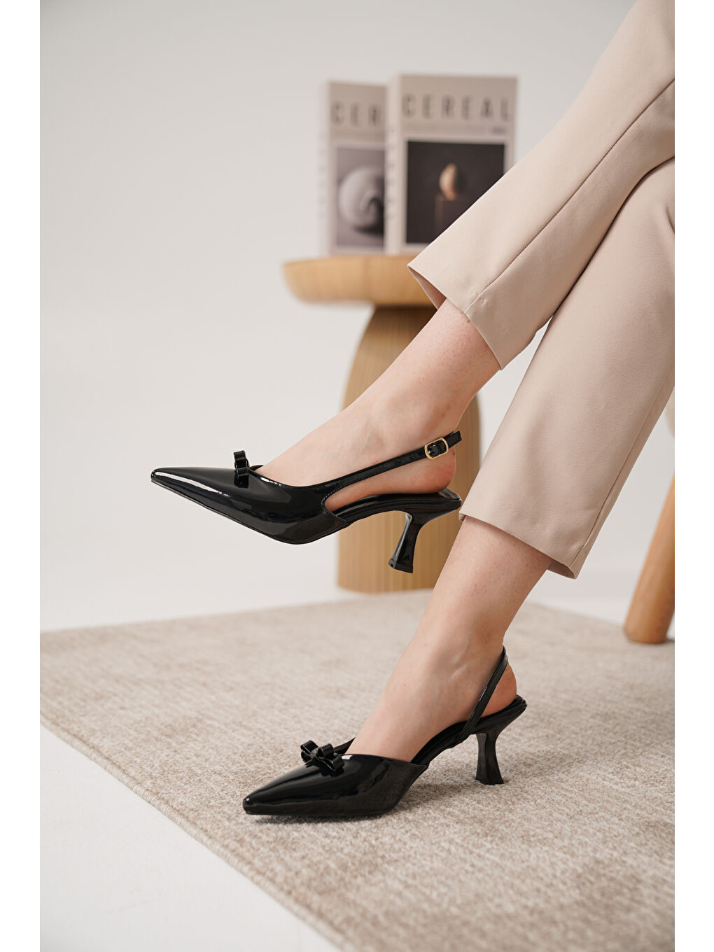 Siyah Nina Kadın Klasik Topuklu Ayakkabı-1