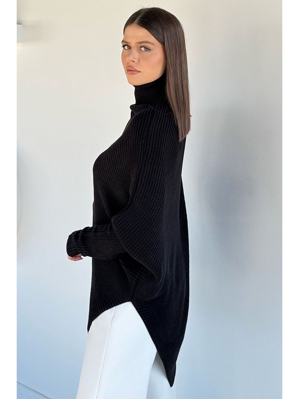 Siyah Kadın Boğazlı Triko Kazak-3