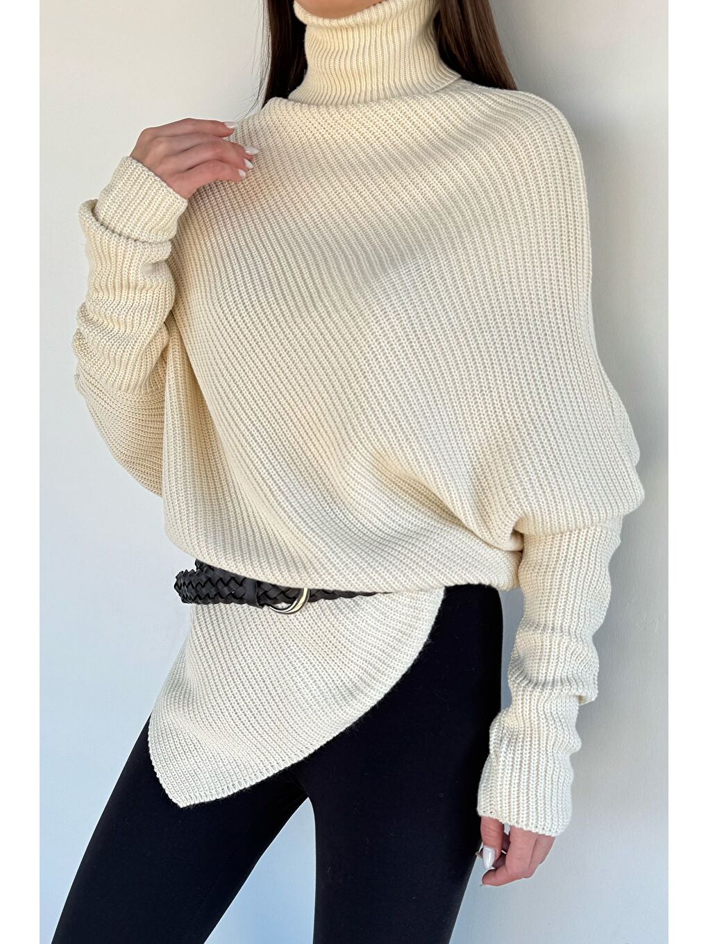 Ekru Kadın Boğazlı Triko Kazak-1