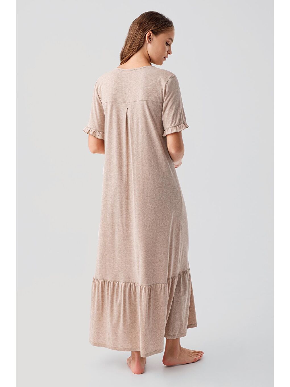 Kahverengi Kısa Kollu Düğmeli Fırfırlı Pamuklu Uzun Gecelik 19117-6