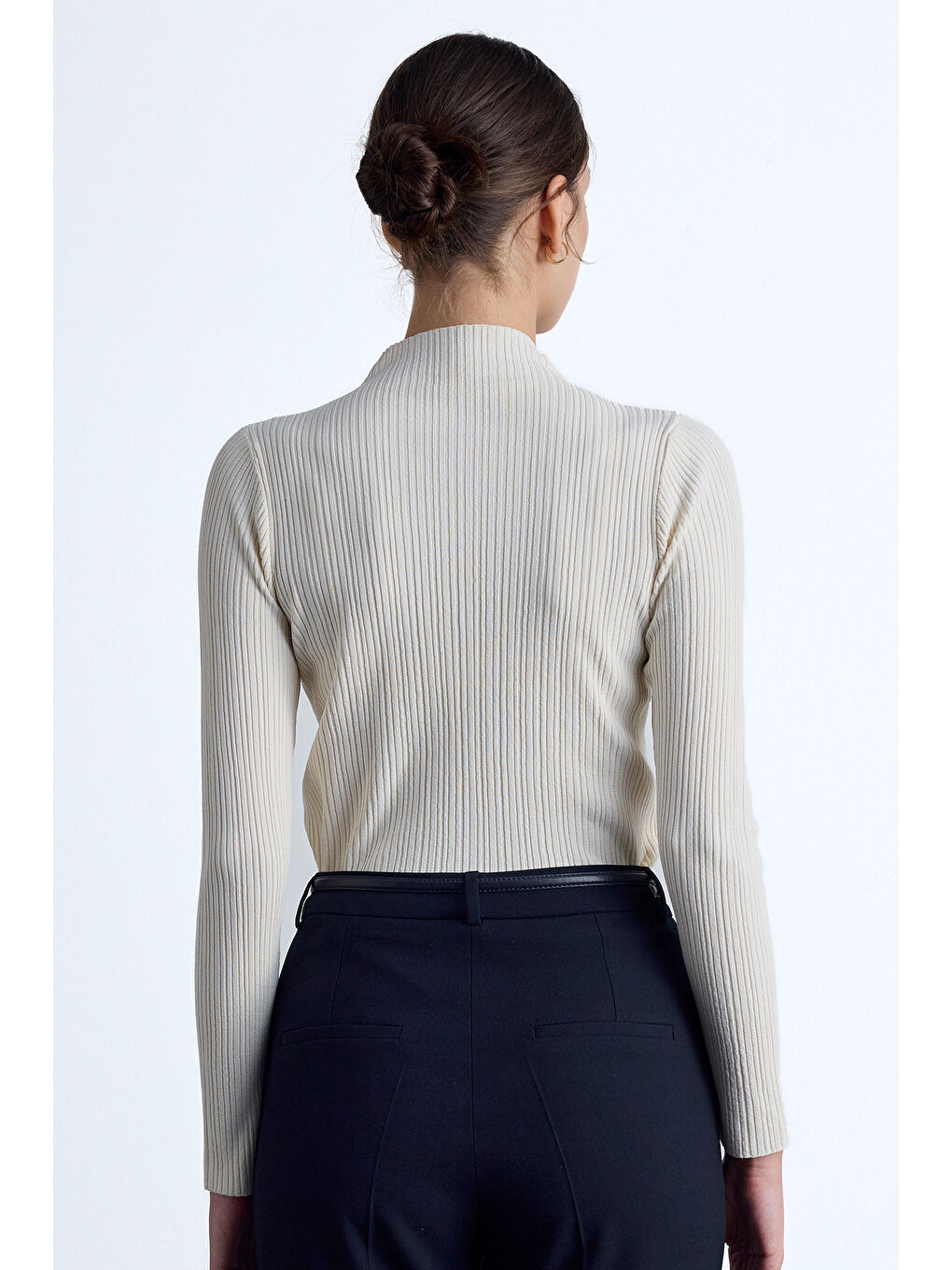 Yüksek Yaka Triko Bluz Ekru-4