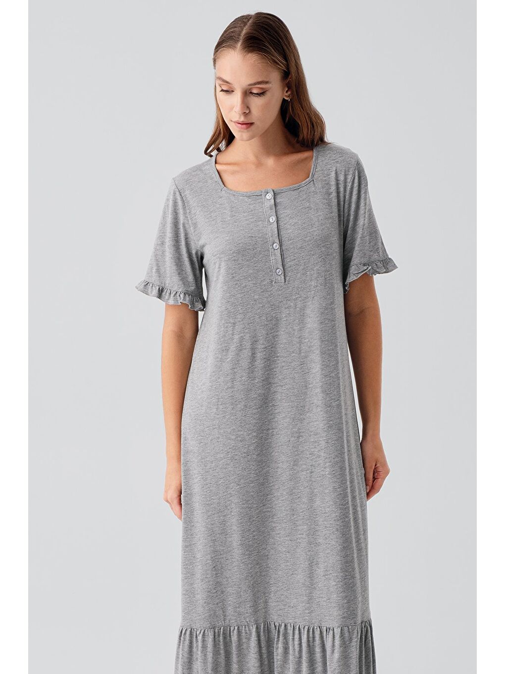 Gri Kısa Kollu Düğmeli Fırfırlı Pamuklu Uzun Gecelik 19117-3