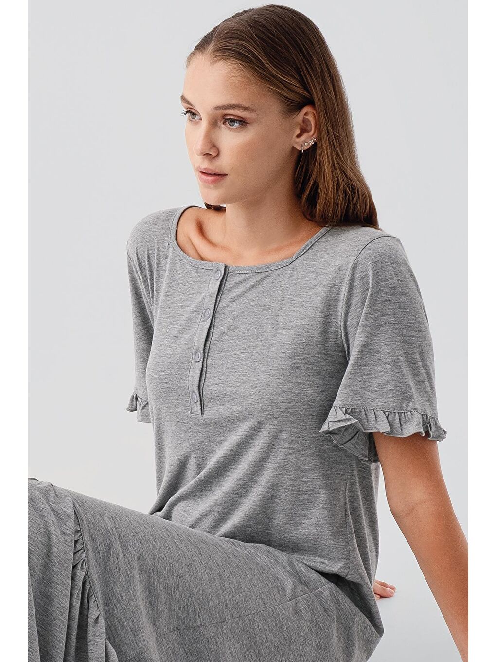 Gri Kısa Kollu Düğmeli Fırfırlı Pamuklu Uzun Gecelik 19117-5