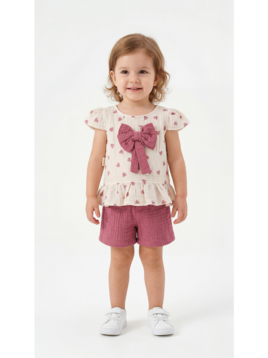 Pembe Kalp Desenli Fiyonklu Kız Çocuk Alt Üst Takım