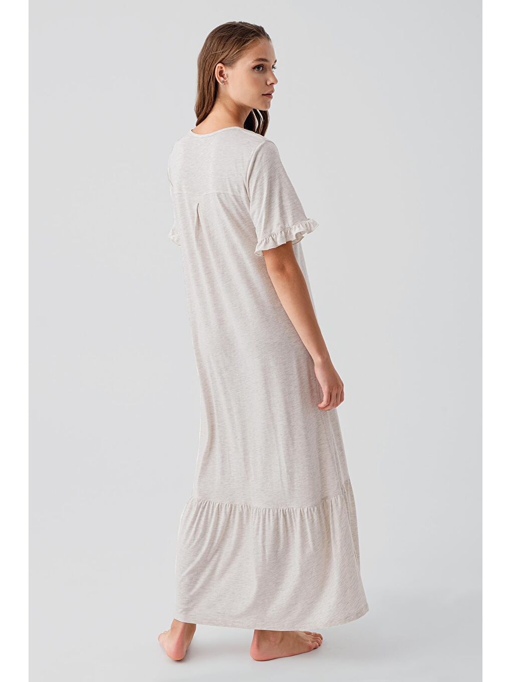 Bej Kısa Kollu Düğmeli Fırfırlı Pamuklu Uzun Gecelik 19117-4