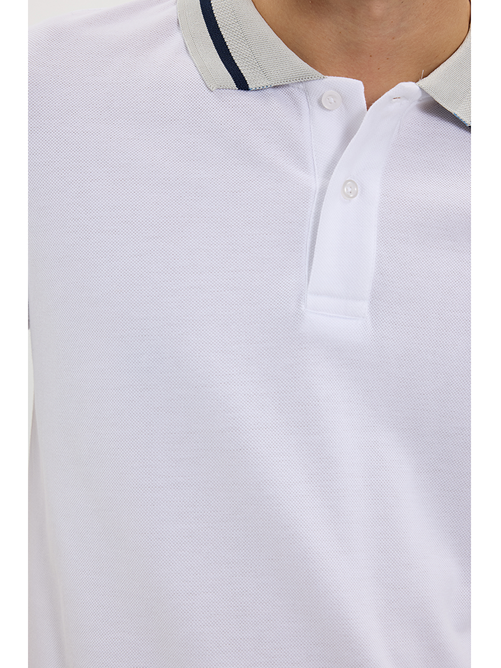 Erkek Slim Fit Dar Kesim %100 Pamuk Düz Pike Yaka Ve Kol Detaylı Beyaz Polo Yaka Tişört-3
