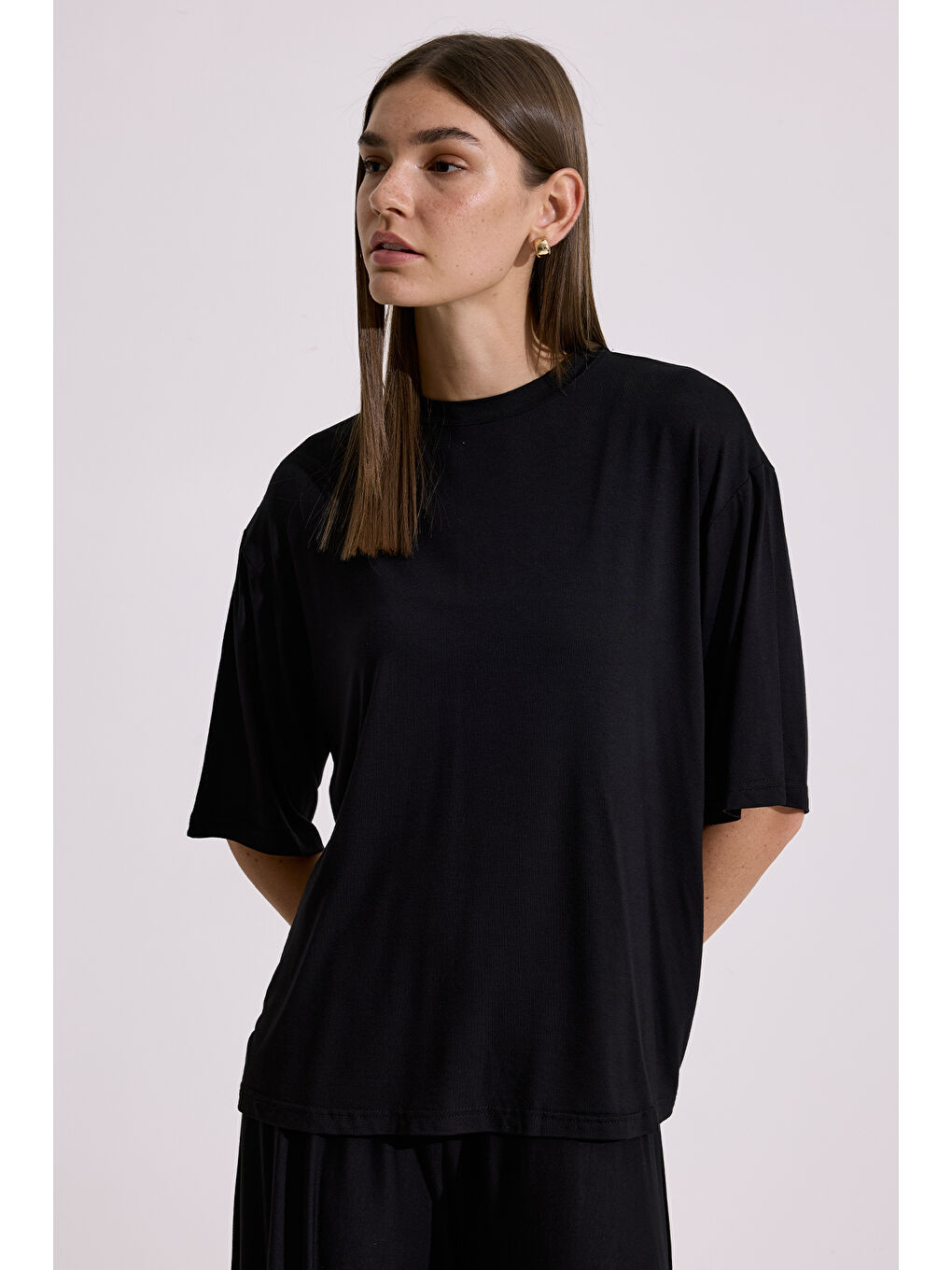 Dökümlü Kısa Kollu Bluz Siyah-2