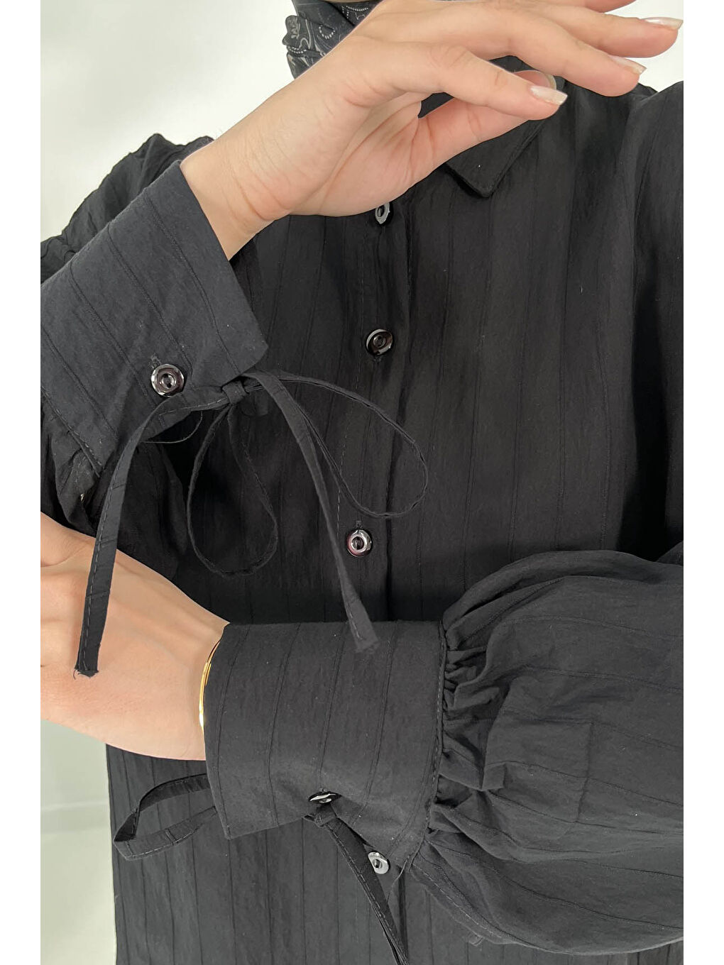 Kolları Bağcık Detaylı Tunik Siyah - 27001-6