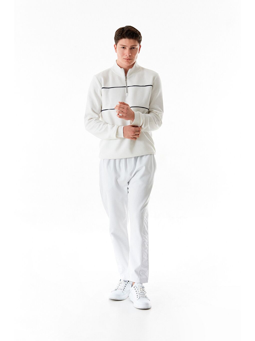 Beyaz Beli Lastikli Straight Eşofman Altı-3