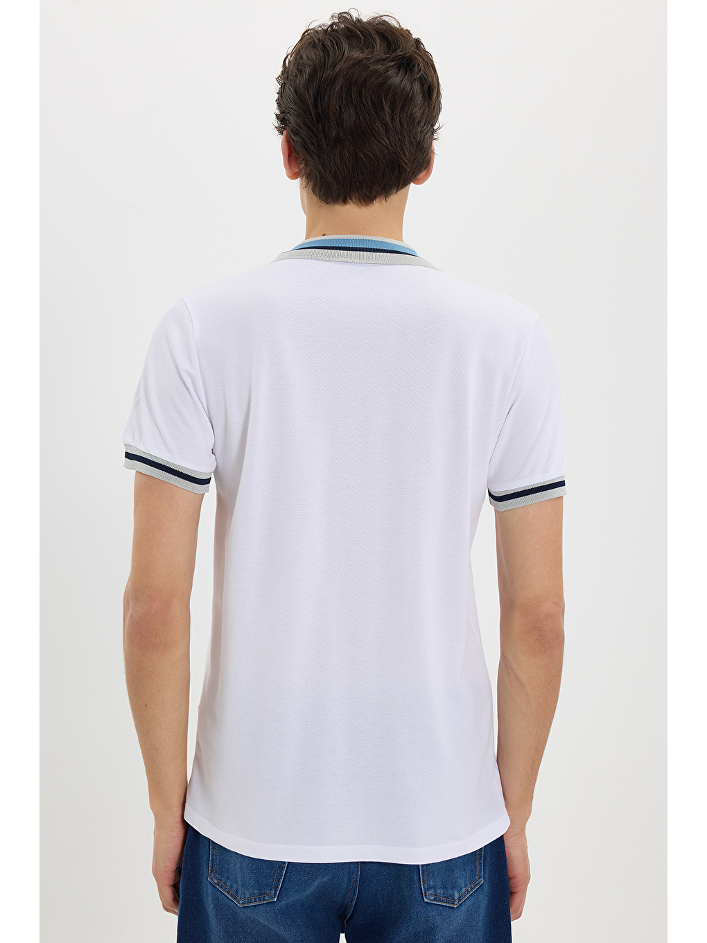 Erkek Slim Fit Dar Kesim %100 Pamuk Düz Pike Yaka Ve Kol Detaylı Beyaz Polo Yaka Tişört-5