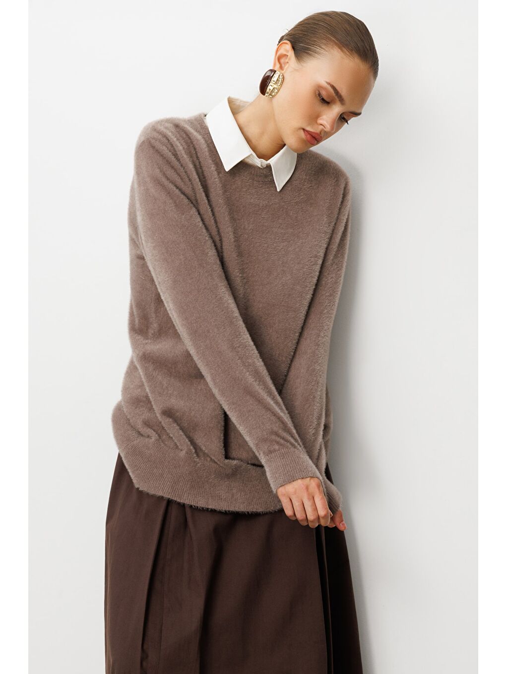 Bej Yuvarlak Yaka Oversize Yumuşak Dokulu Vizon Rengi Triko Kazak-2