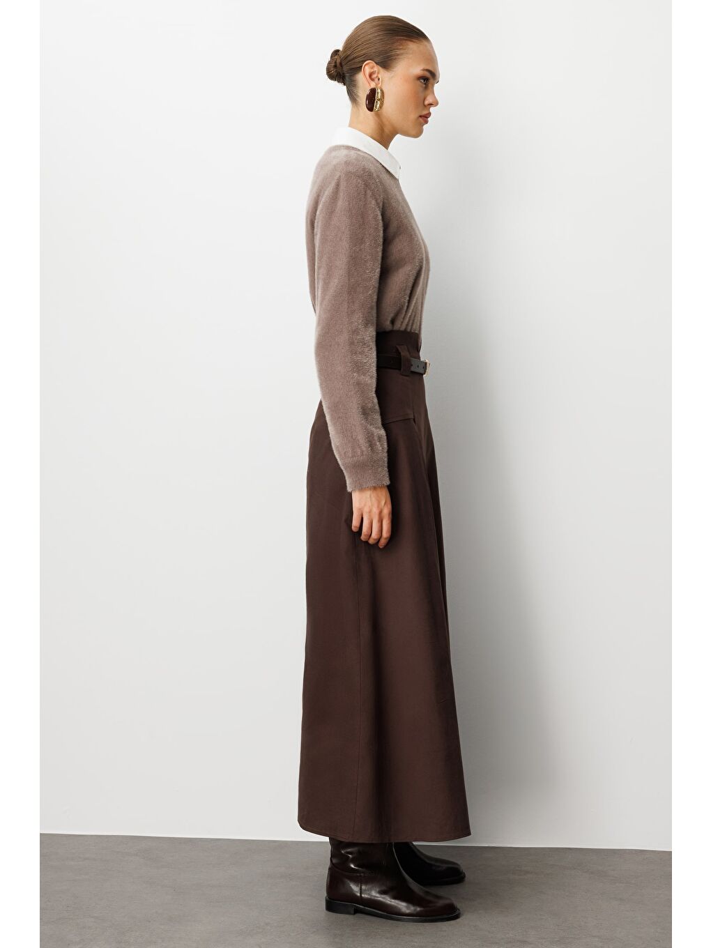 Bej Yuvarlak Yaka Oversize Yumuşak Dokulu Vizon Rengi Triko Kazak-3