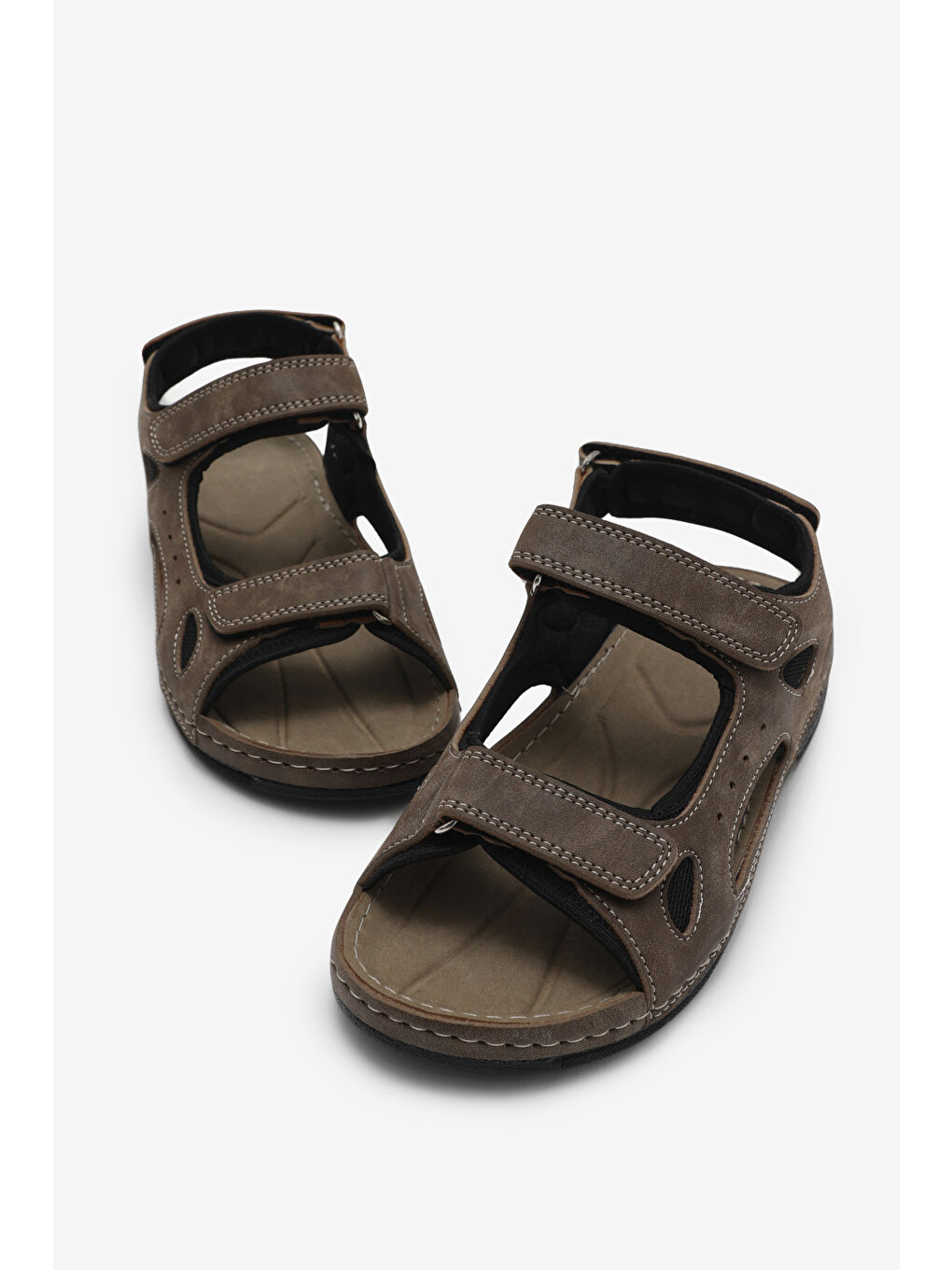 Bej Kadın Vizon Rahat Kalıp Poli Taban Çırtlı Sandalet