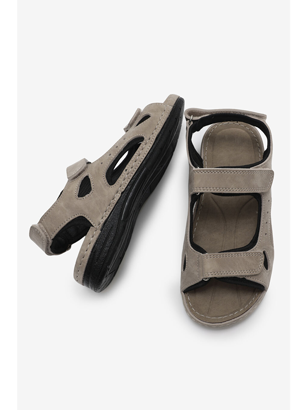 Kadın Bej Rahat Kalıp Poli Taban Çırtlı Sandalet-1