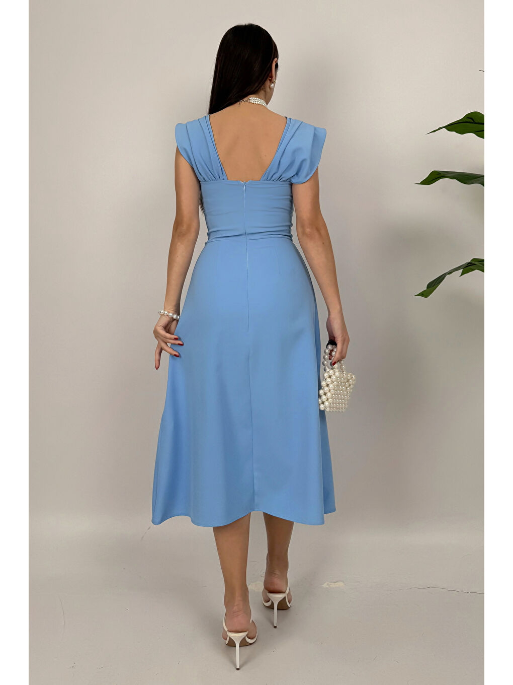 Kadın Bebe Mavi İnci Detaylı Midi Davet Elbisesi-3