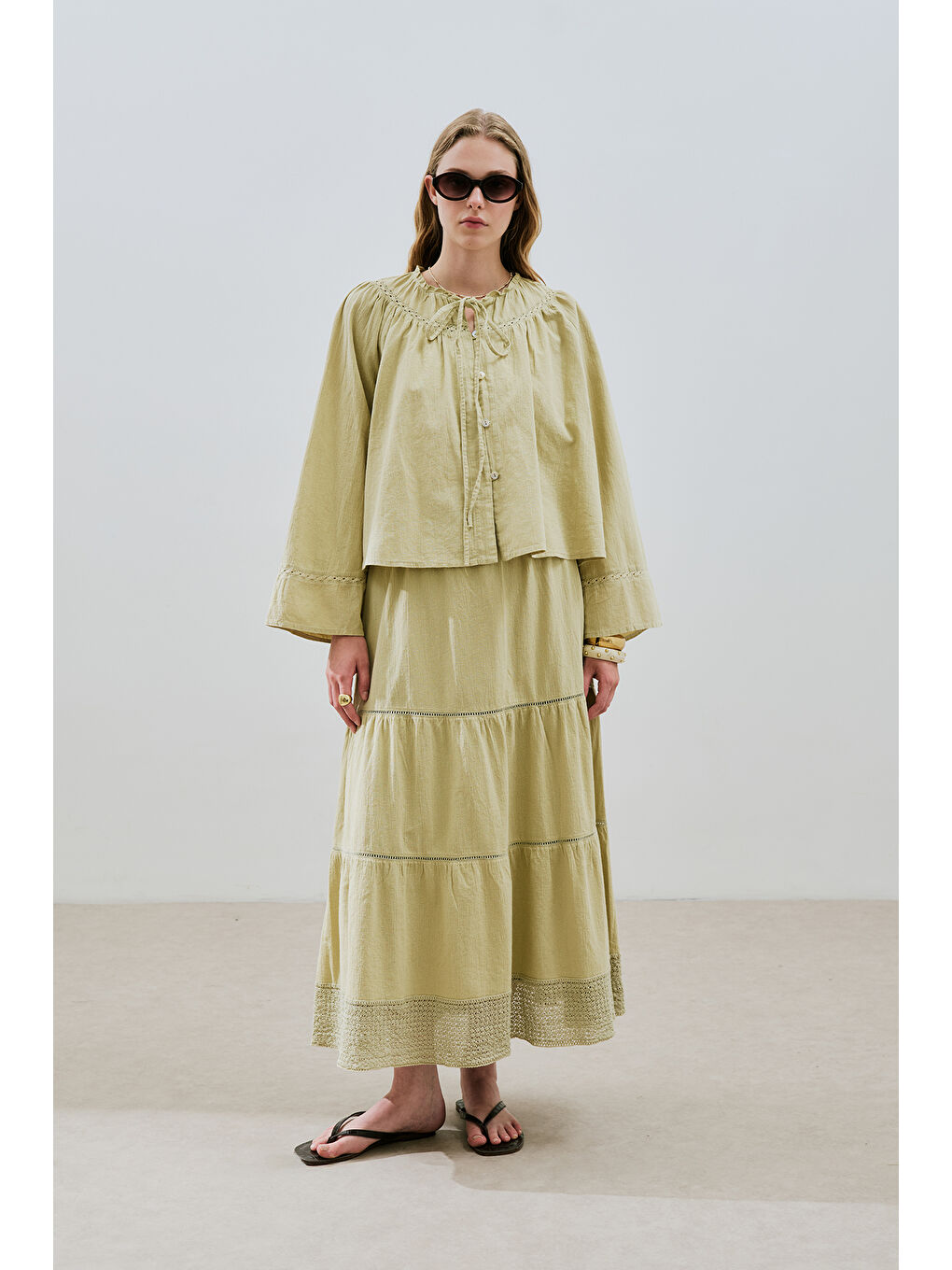 Dokulu İşlemeli Kısa Bluz Soft Yeşil-1