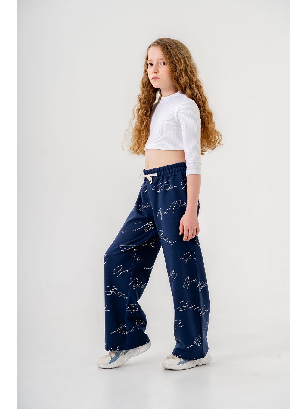 Lacivert Geniş Paçalı Tüm Alan Baskılı Kız Çocuk Eşofman Altı-5