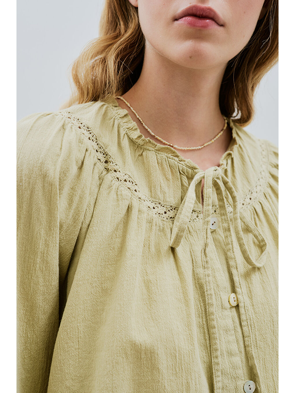 Dokulu İşlemeli Kısa Bluz Soft Yeşil-2