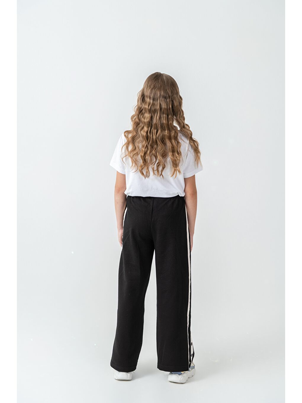 Siyah Yanlar Grogren Şeritli Paçalar Çıtçıtlı Kız Çocuk Eşofman Alt-3