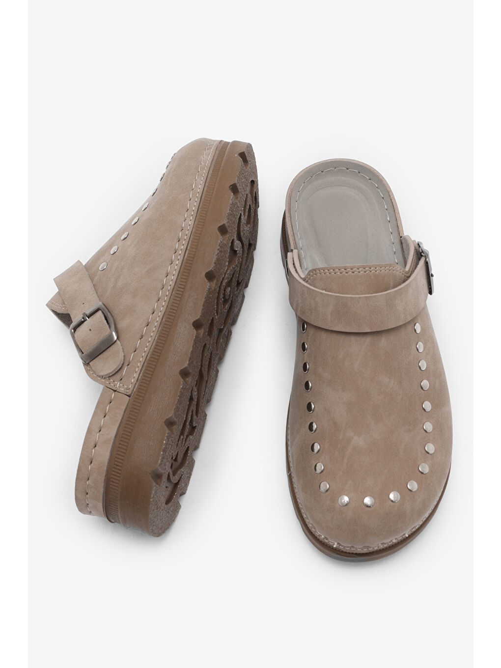 Kadın Bej Rahat Kalıp Taşlı Tokalı Sandalet-3