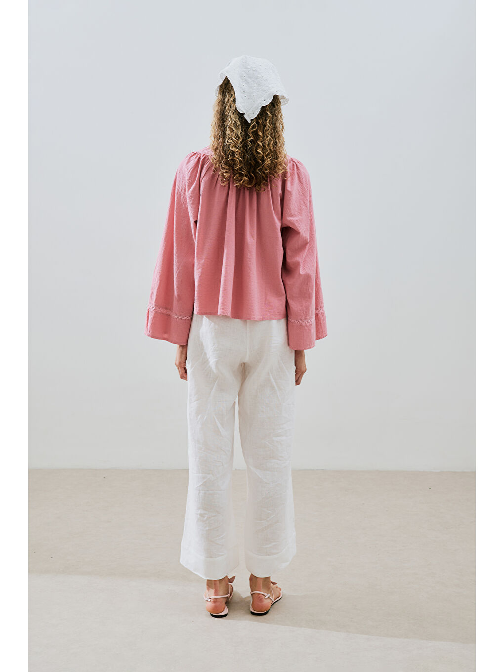 Dokulu İşlemeli Kısa Bluz Pembe-5