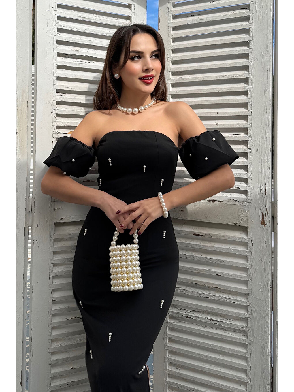 Kadın Siyah Straplez Yaka İnci İşlemeli Uzun Söz Nişan Nikah Elbise-1