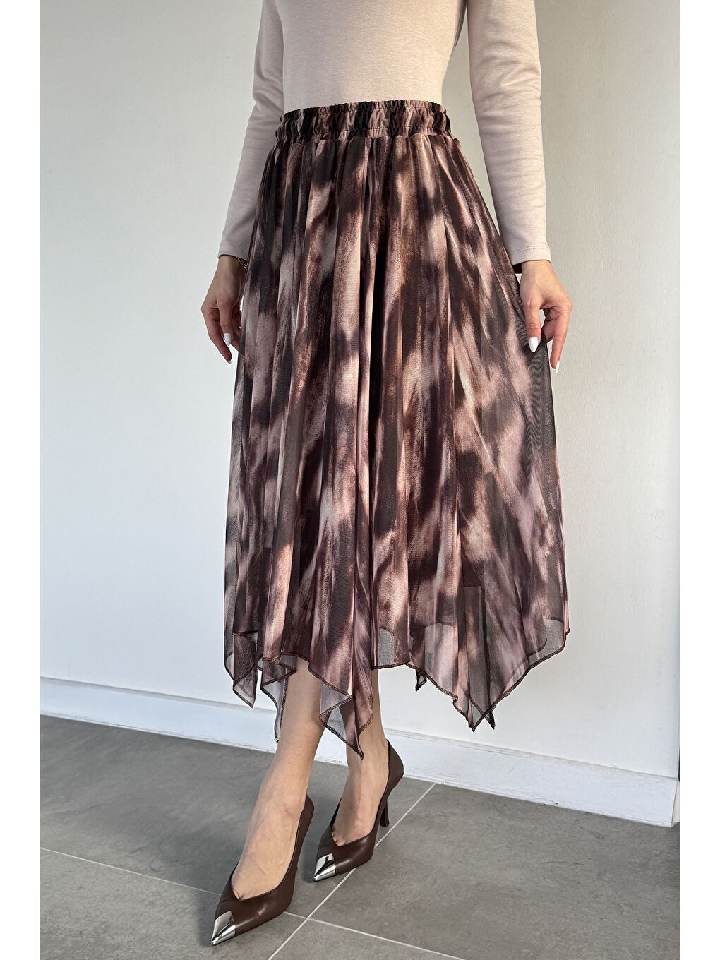 Kahverengi Kadın Bel Lastikli Desenli Asimetrik Kesim Etek