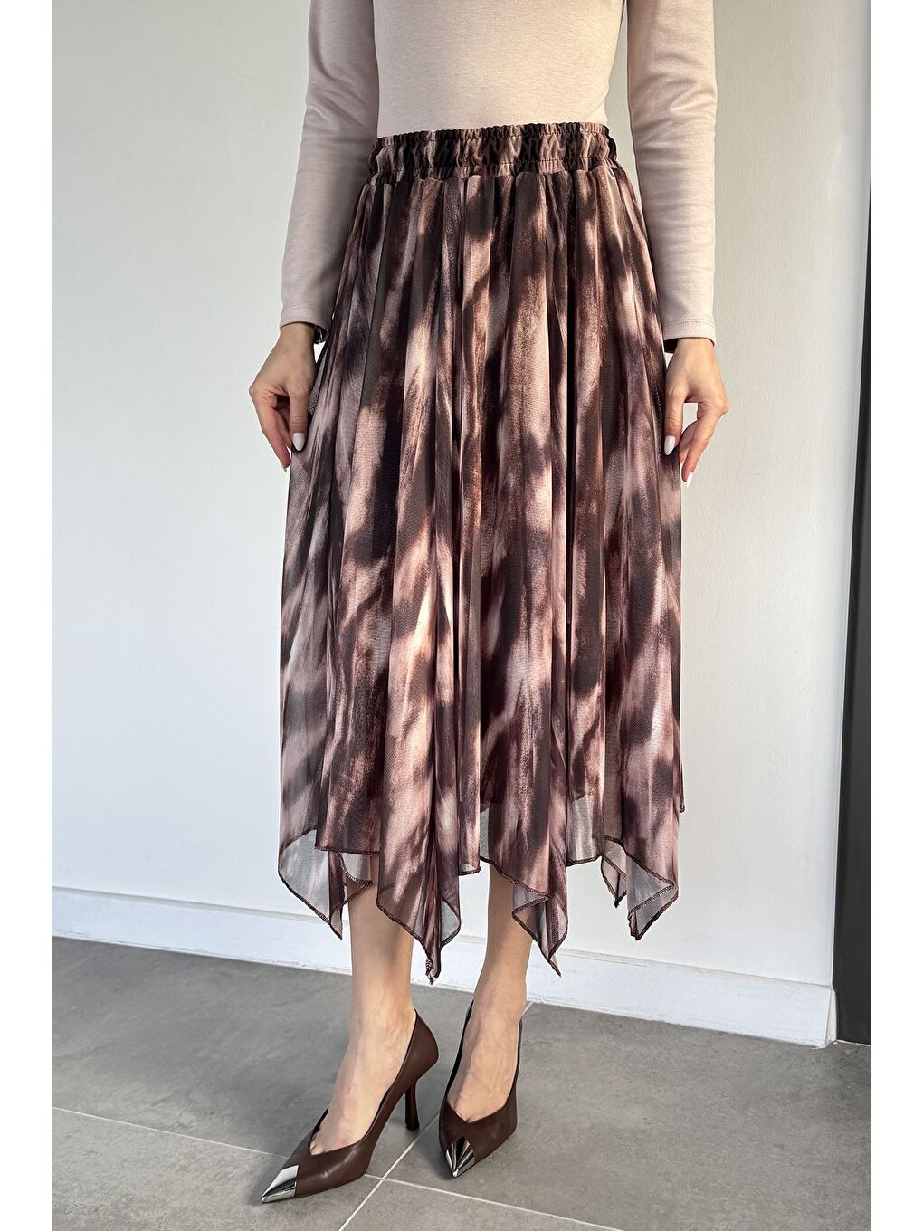 Kahverengi Kadın Bel Lastikli Desenli Asimetrik Kesim Etek-1