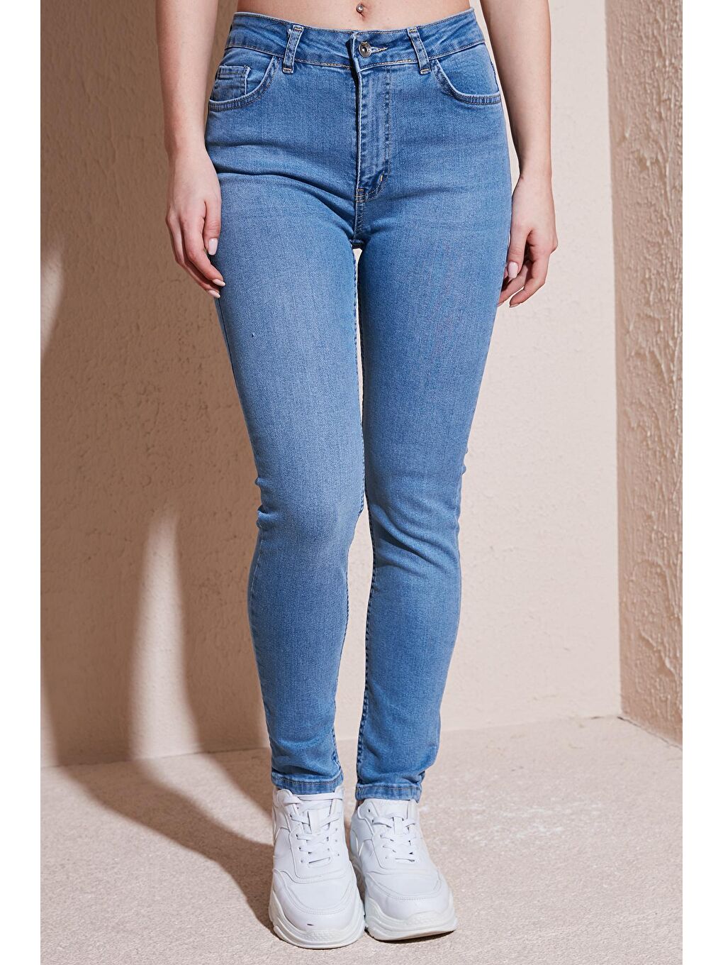 Fashion Friends Açık Mavi Pamuklu Skinny Fit Dar Paça Jeans Kadın  Pantolon 24Y0565K1 - 1