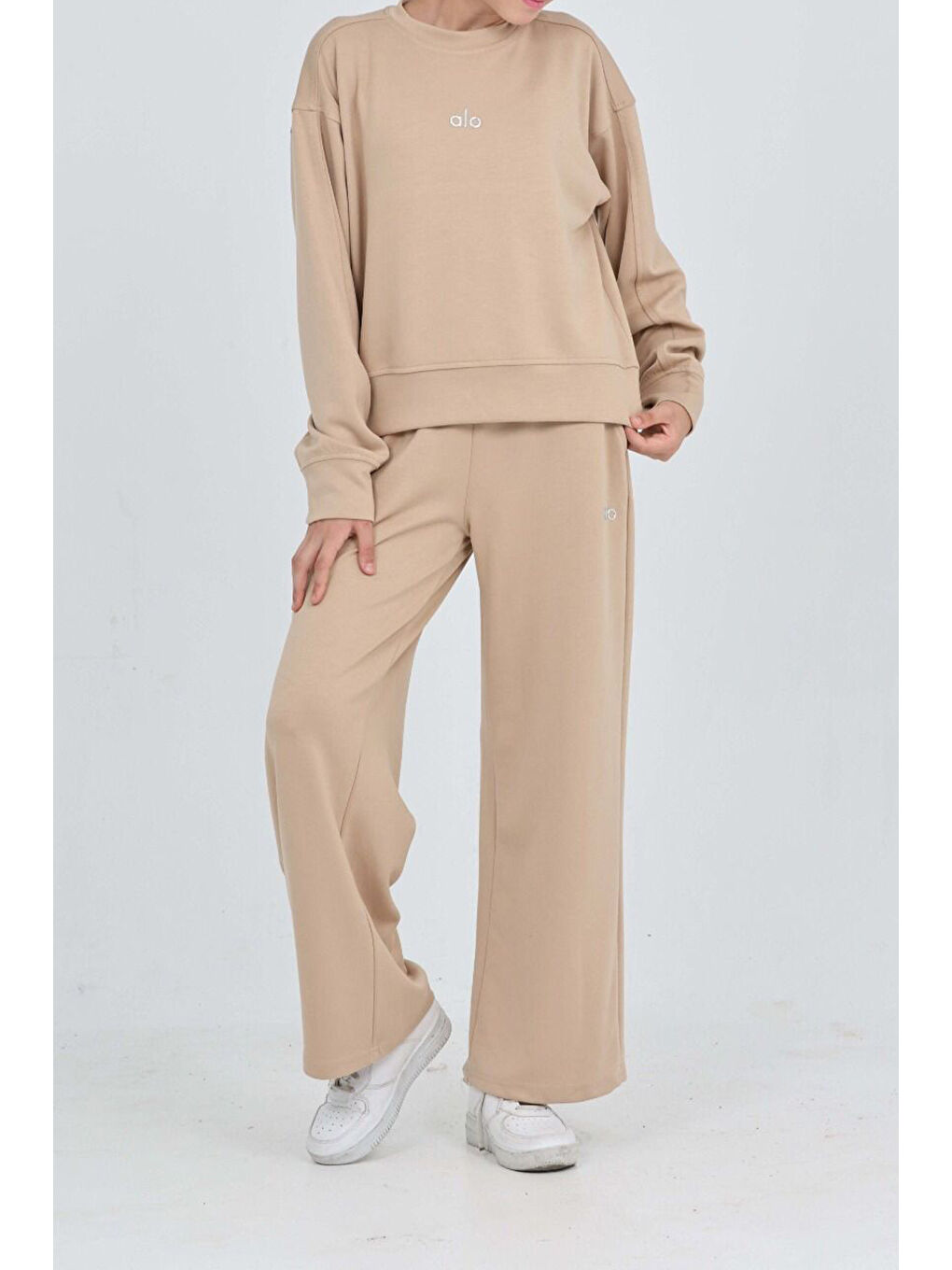 Bej Kız Çocuk Oysho Kumaş Geniş Paçalı Alt- Üst Takım 12312-1