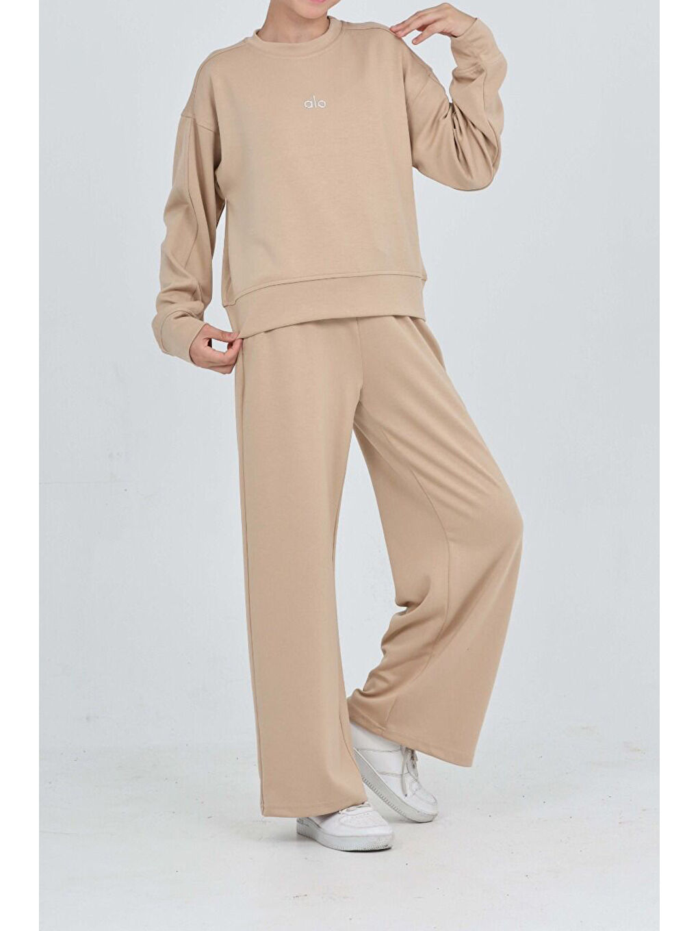 Bej Kız Çocuk Oysho Kumaş Geniş Paçalı Alt- Üst Takım 12312-3