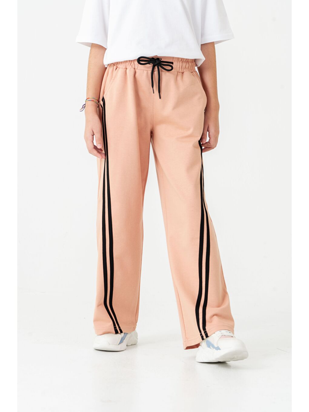 Pembe Geniş Paçalı Balık Sırtı Yanları Şeritli Kız Çocuk Eşofman Altı-1