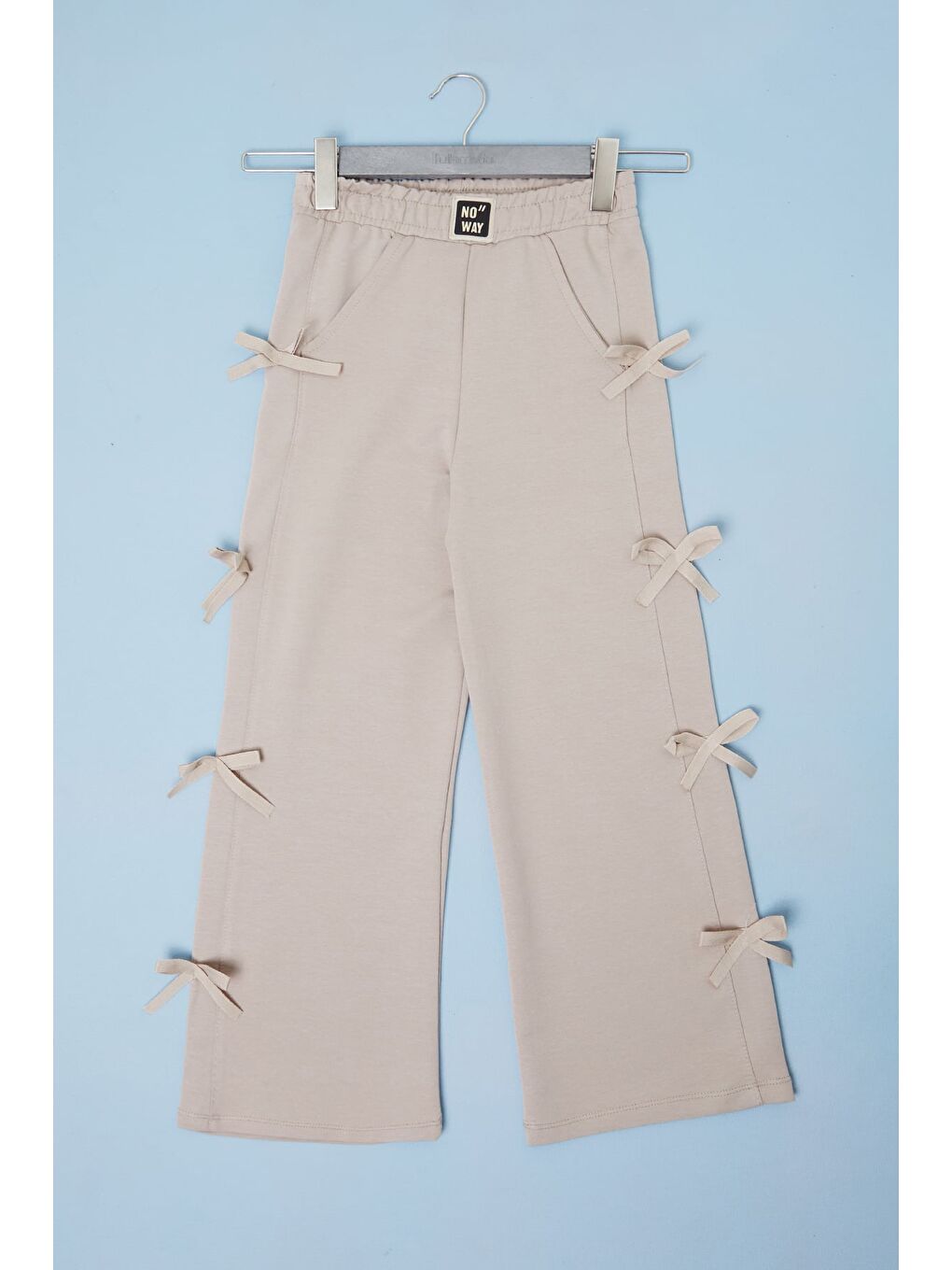 Bej Kurdele Detaylı Kız Çocuk Pantolon-1
