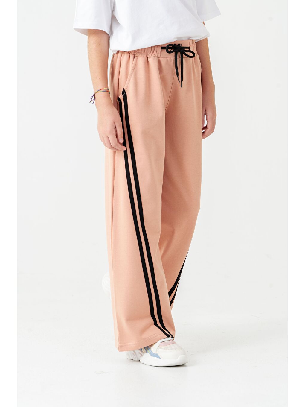 Pembe Geniş Paçalı Balık Sırtı Yanları Şeritli Kız Çocuk Eşofman Altı-2