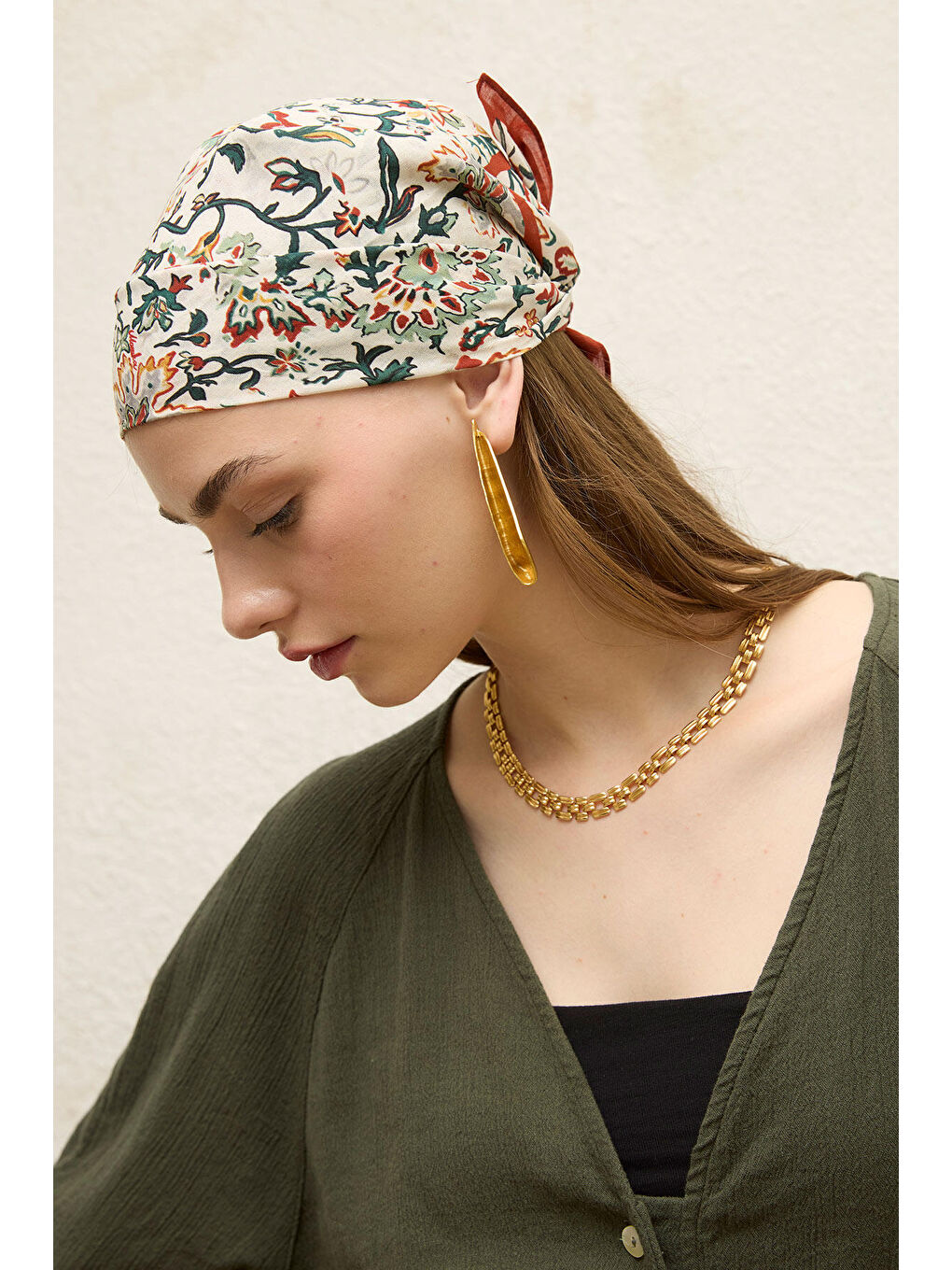 Beyaz Desenli Pamuklu Fular Ira-2