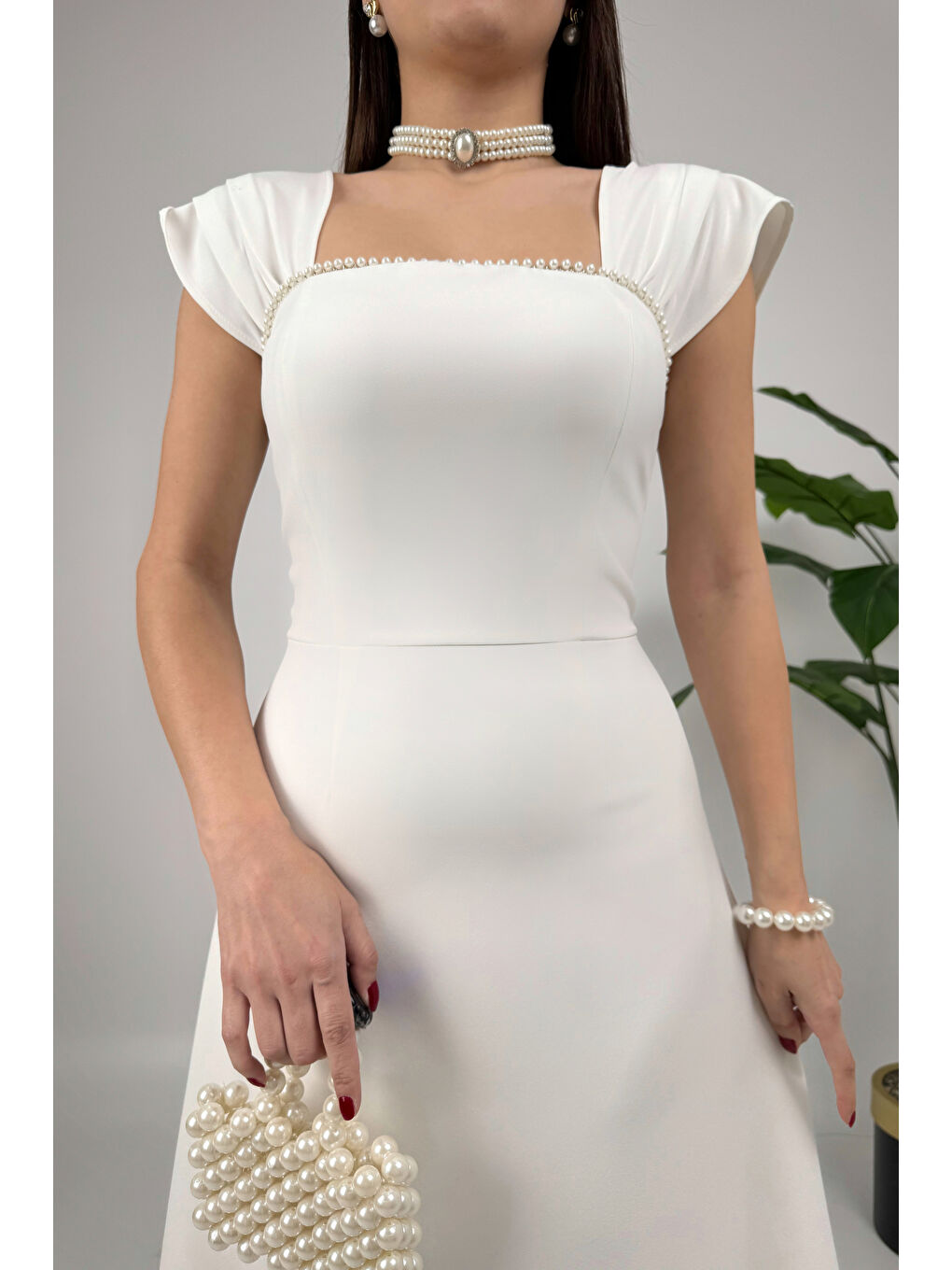 Kadın Beyaz İnci Detaylı Midi Davet Elbisesi-3