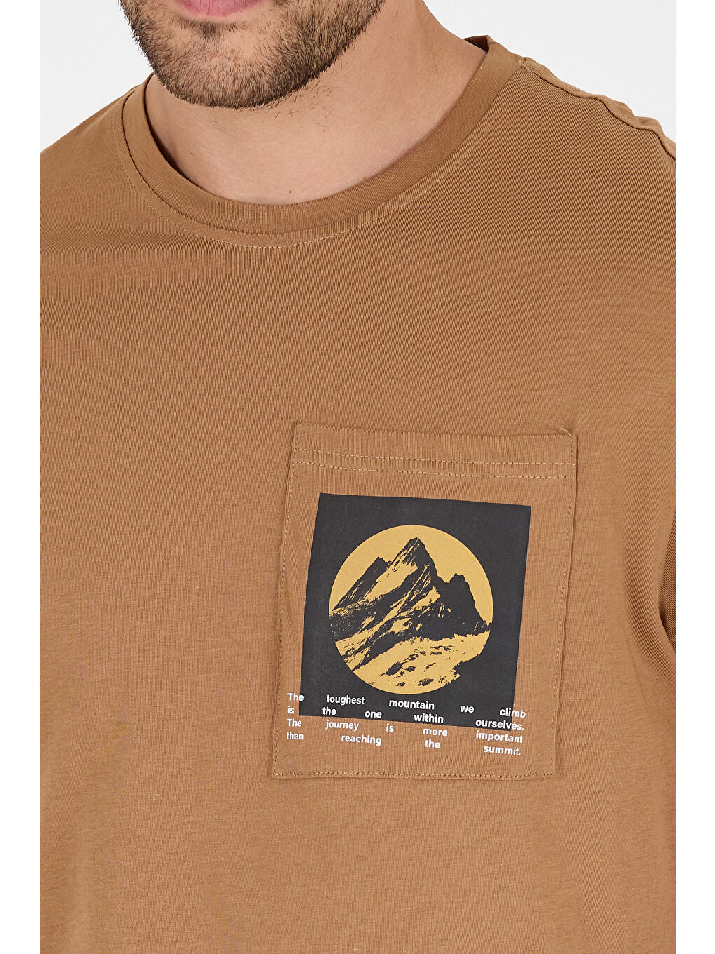 Kahverengi Erkek %100 Pamuk Cep Detaylı Baskılı Tişört – Bisiklet Yaka, Yazlık Model Erkek Tişört 0105-3