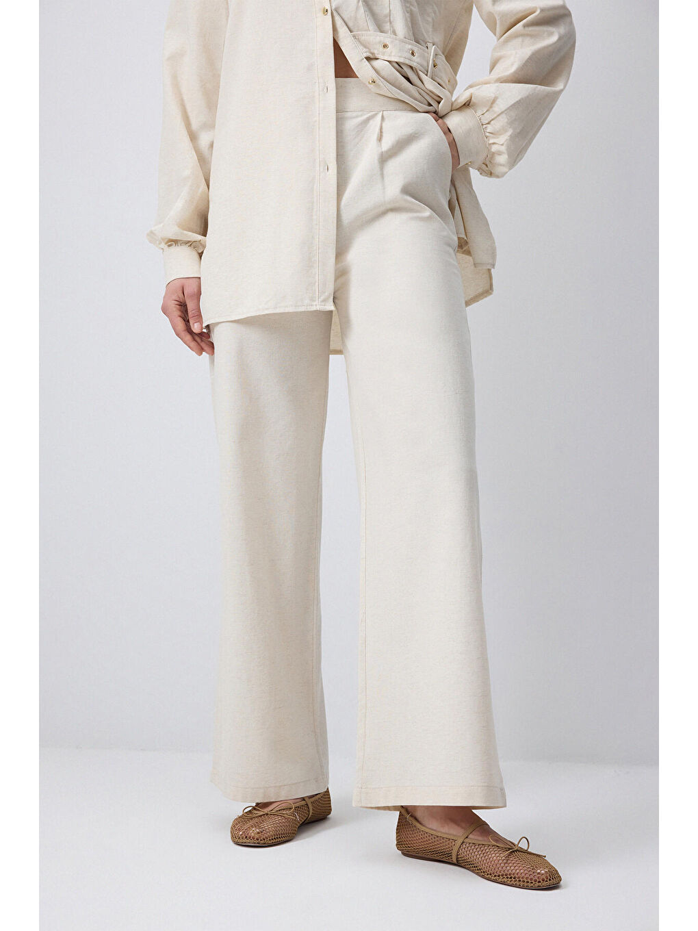 Bej Kemer Detaylı Gömlek Pantolon Takım-4