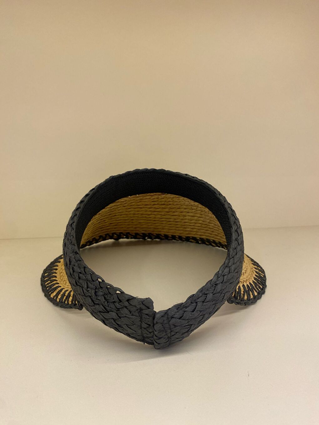 Kahverengi Camel Zigzag Biye Detaylı Hasır Vizör Şapka Güneş Koruyucu Özellikli Günlük Kullanıma İdeal HSR2104-2