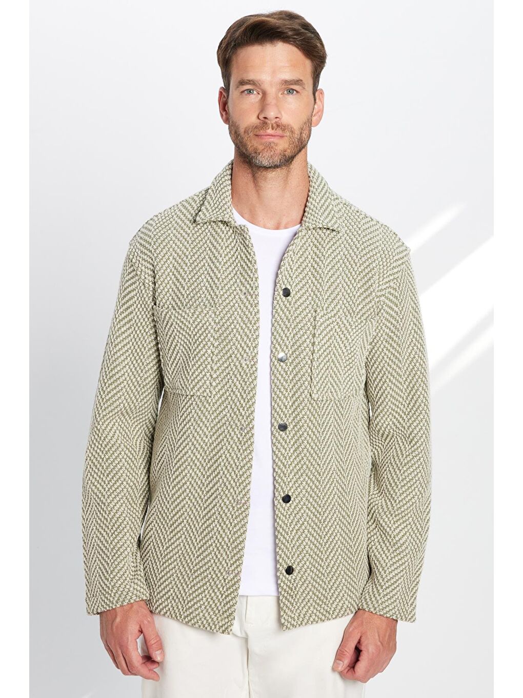 Haki Erkek Relax Fit Rahat Kesim Örme Çift Cepli Çıtçıtlı Armürlü Gömlek-3