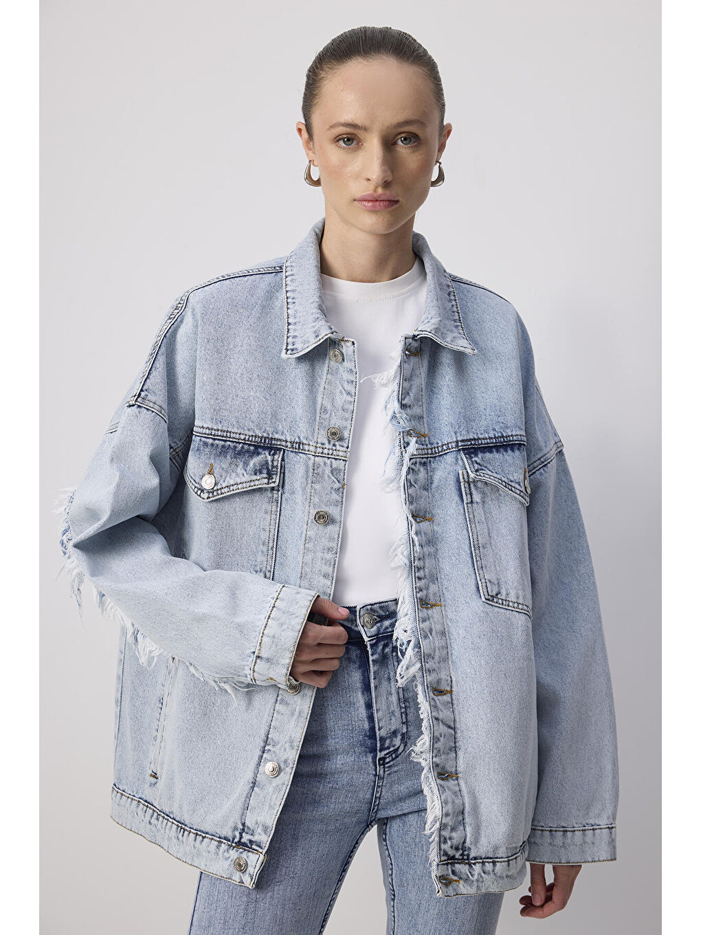 Mavi Püskül Detaylı Denim Ceket-1